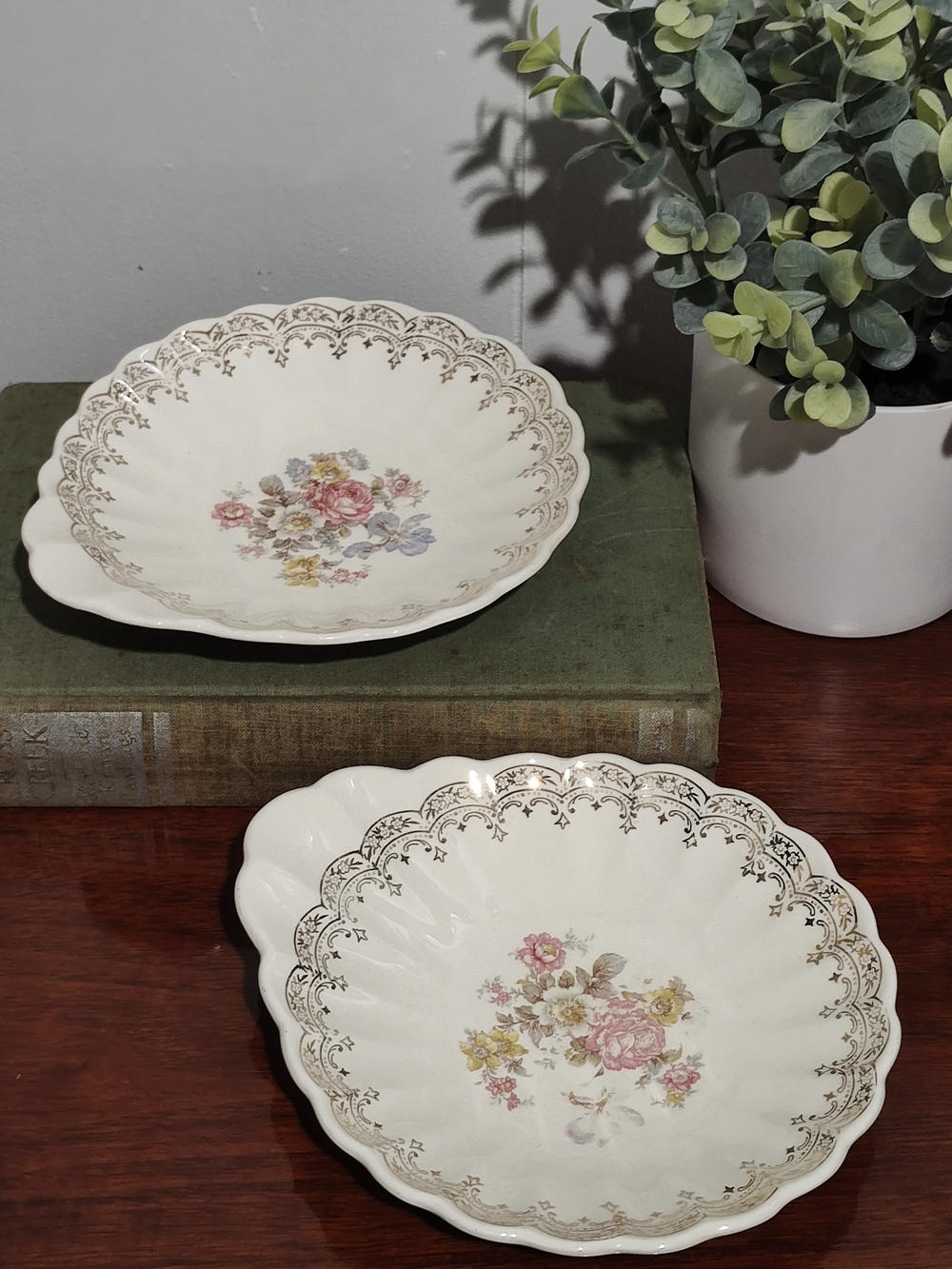 Edwin Knowles Priscilla Pattern 22k Gold Trim Made In USA